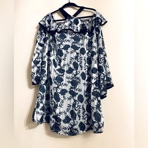 T.D.C. Topson Contemporary Floral Ruffle Cold Shoulder Tunic Dress Small
